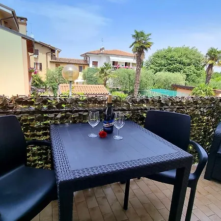 Sole Del Garda Lägenhet